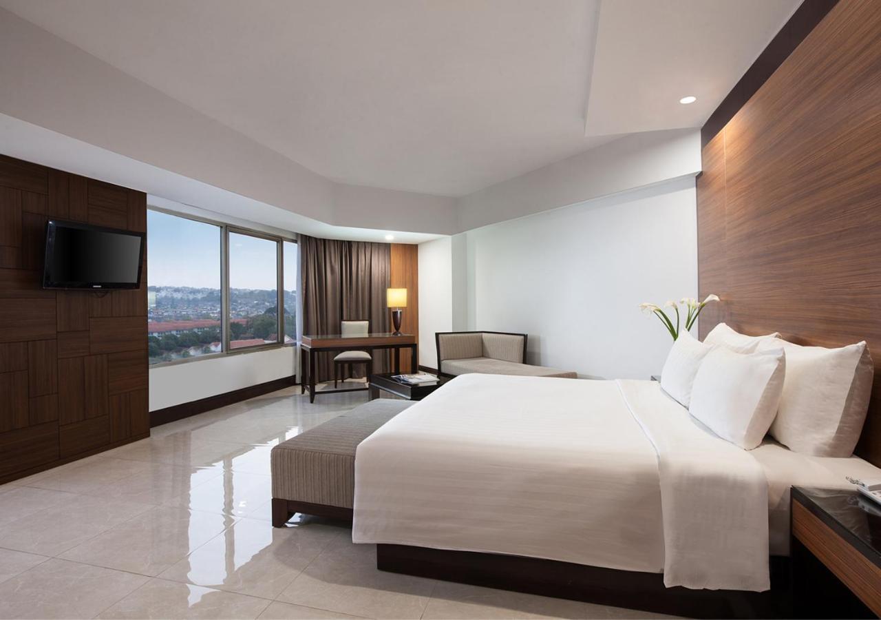 Hotel Santika Premiere Semarang Zewnętrze zdjęcie
