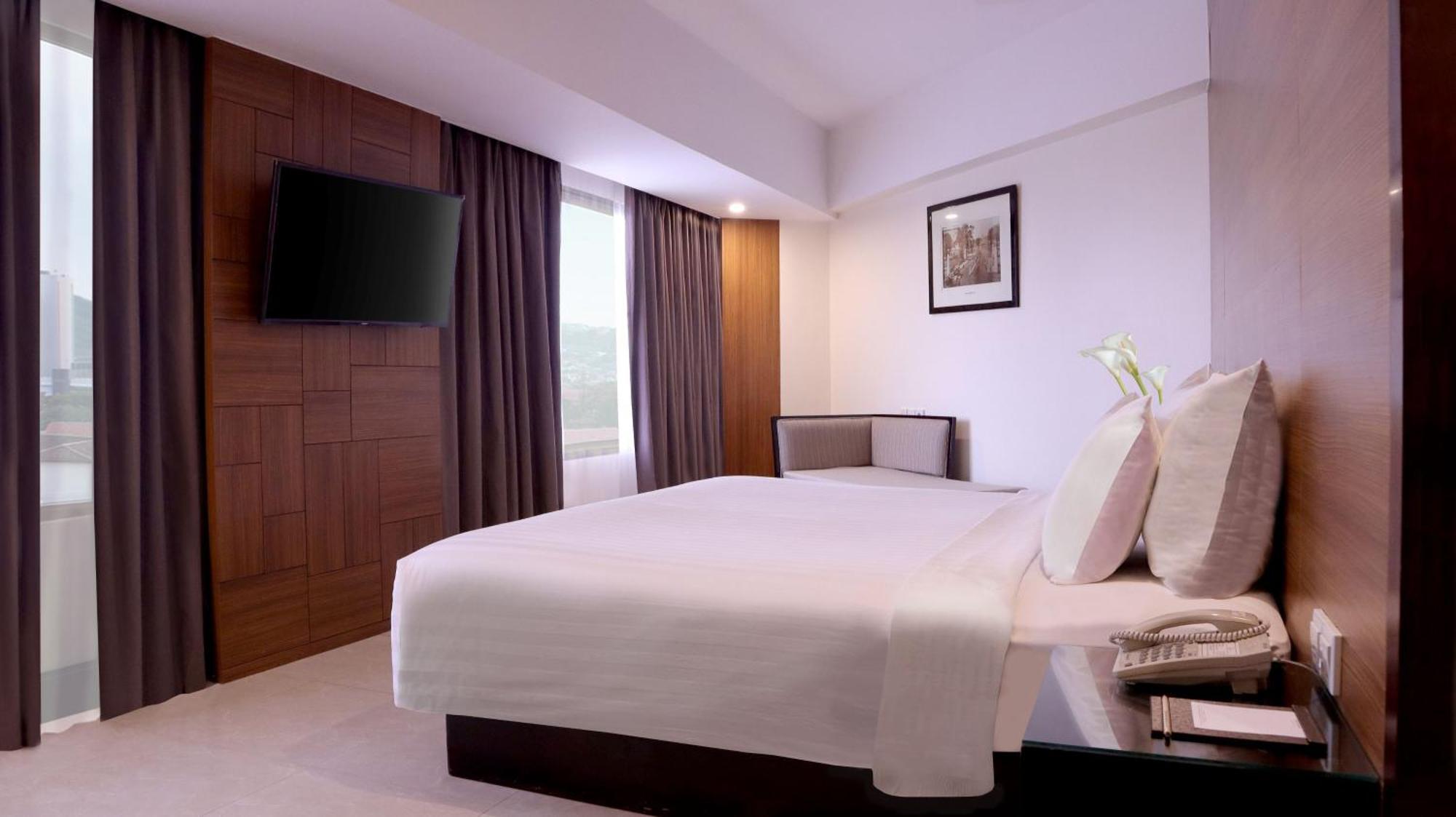 Hotel Santika Premiere Semarang Zewnętrze zdjęcie