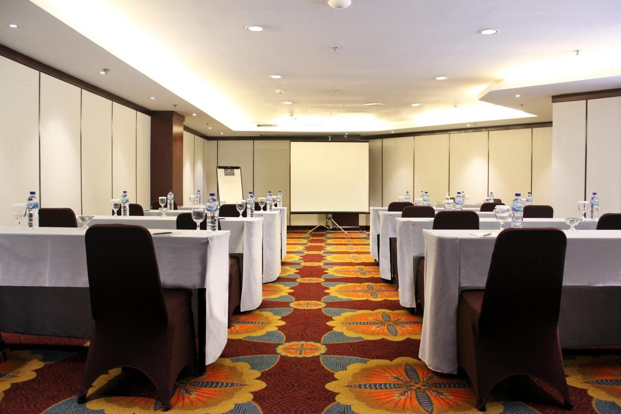 Hotel Santika Premiere Semarang Zewnętrze zdjęcie