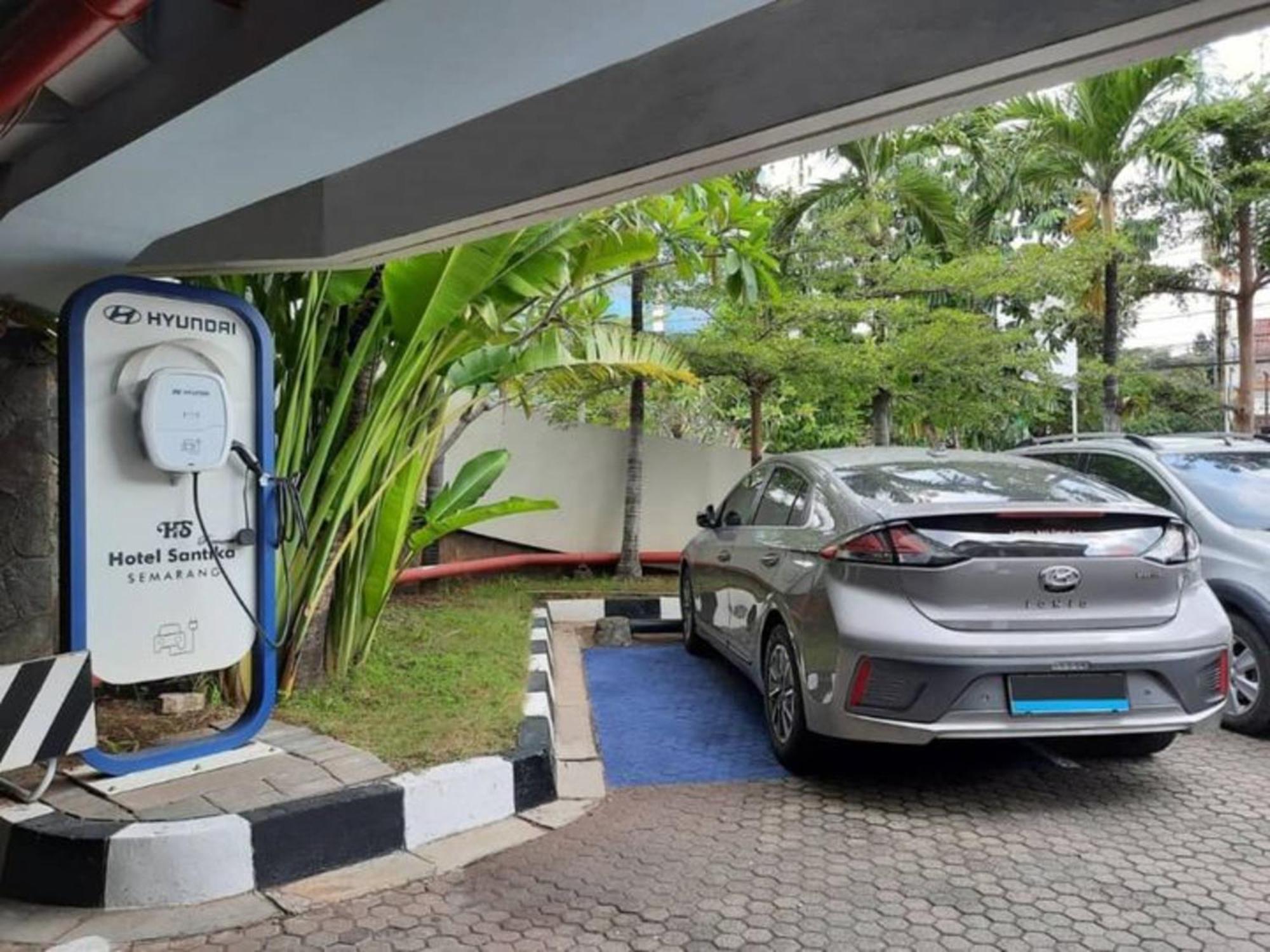 Hotel Santika Premiere Semarang Zewnętrze zdjęcie