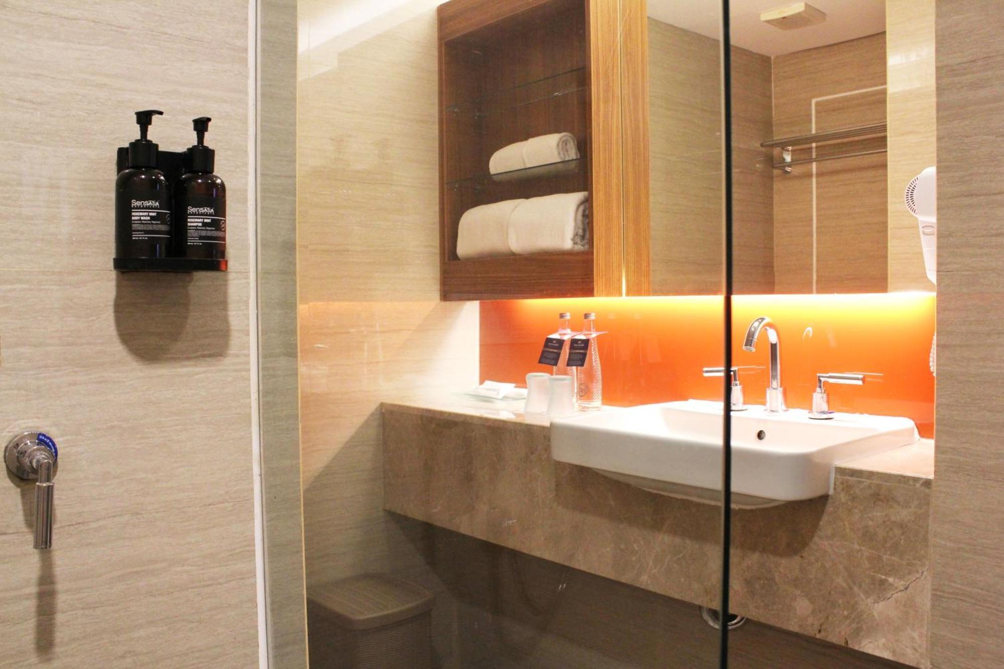 Hotel Santika Premiere Semarang Zewnętrze zdjęcie