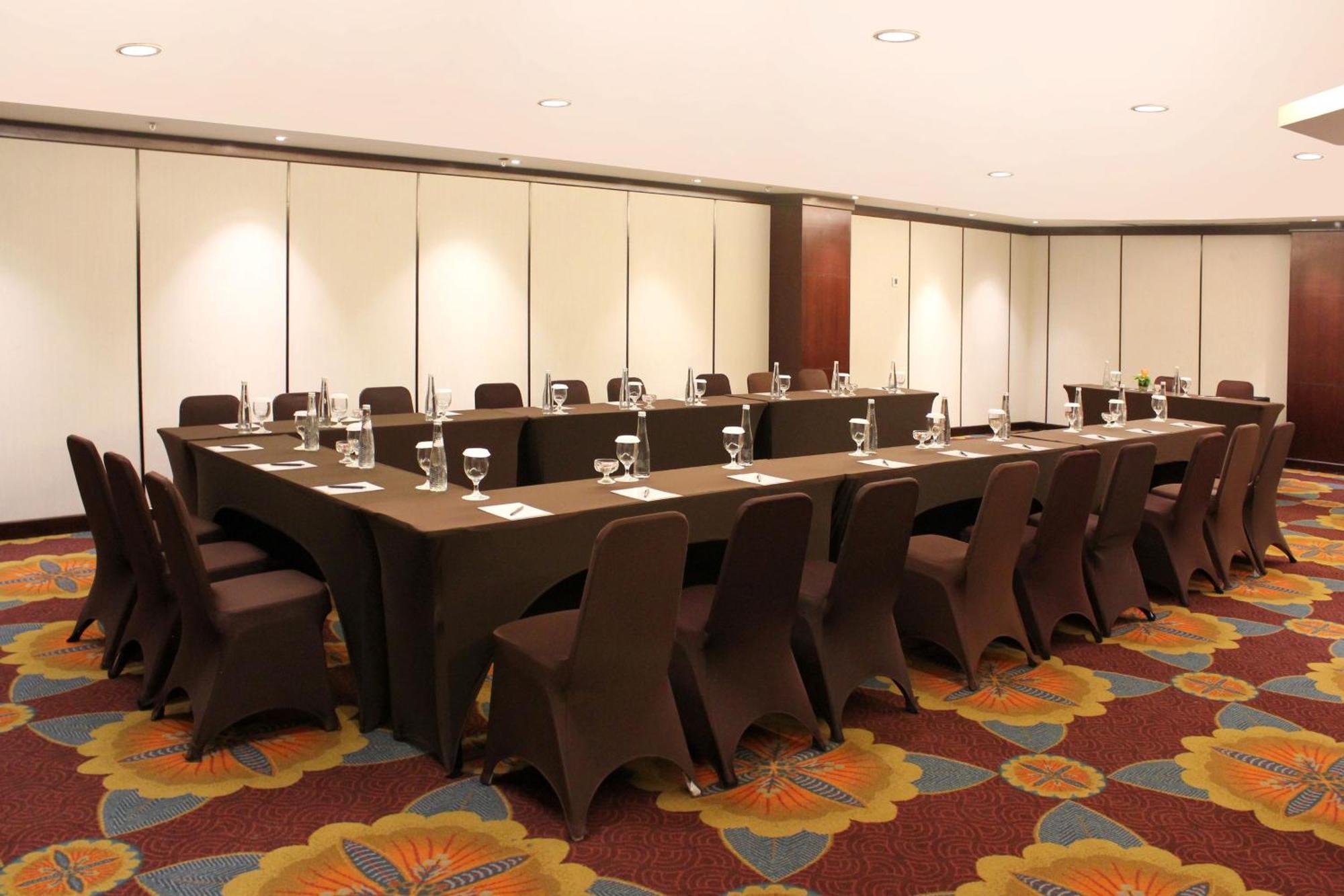 Hotel Santika Premiere Semarang Zewnętrze zdjęcie